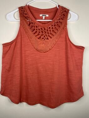Maurices Women’s Sleeveless Crochet Tank Top Size L